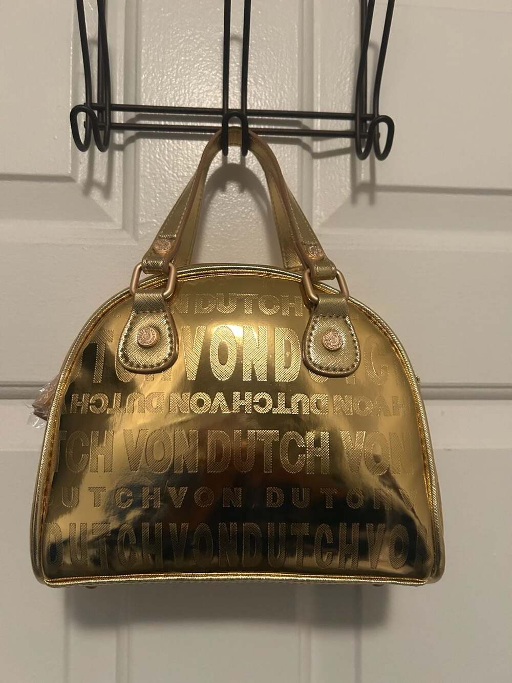Von Dutch Metallic Gold Bowling Bag VDBB-1004GLD - Picture 5 of 8